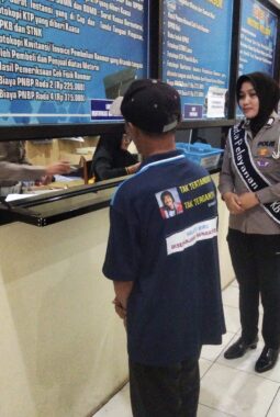 Pelayanan Balik Nama Kendaraan di Karanganyar Kian Mudah, Satlantas Hadirkan Pendampingan Humanis untuk Masyarakat