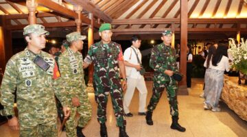 Danrem 072/Pamungkas Hadiri Dharmasanti Waisak Nasional 2570 BE di Borobudur