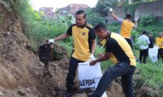 Mahasiswa, TNI-Polri dan Forkopimda Bersihkan Kali Gelis Kudus