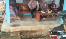 Bhabinkamtibmas Desa Lempong Antar Langsung Surat Izin Hajatan, Wujud Pelayanan Polri yang Dekat dengan Masyarakat