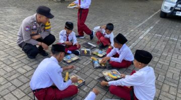 Empat SPPG di Ngadirojo Distribusikan Ribuan Porsi MBG, Polres Wonogiri Pastikan Berjalan Aman dan Lancar