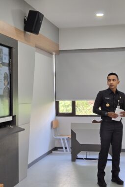 Penguatan Kompetensi Menulis Akademik dan Publikasi Digital Serdik Sespimmen