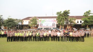 Polres Jombang Gelar Apel Pengamanan Pengesahan Warga Baru PSHT Parluh 2016