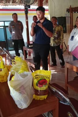 Minyak Goreng Bantuan Pangan Berbau Minyak Tanah di Kismantoro, Bulog dan Produsen Siap Ganti Seluruh Produk