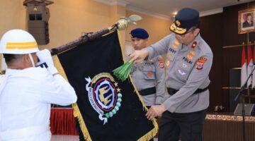 Jelang Hari Bhayangkara ke-80, Polda DIY Gelar Upacara Pencucian Pataka Manggala Nayya Wiwarottama dengan Air Suci dari Lereng Merapi