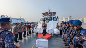 Jelang Hari Bhayangkara ke-80, Polda Jateng Gelar Tabur Bunga di Laut untuk Hormati Jasa Pahlawan