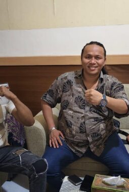 Silaturahmi Hangat Direktur PT AMJ dengan Sekdis Disdukcapil Cilacap, Apresiasi Pelayanan Prima untuk Masyarakat