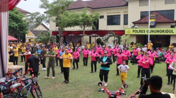 Sambut HUT Bhayangkara ke-80, Polres Gunungkidul Bazar UMKM.