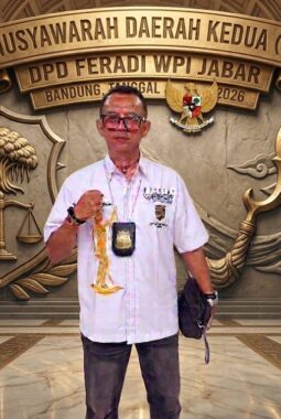 H. Adang Bahrowi Sudirman SH,CH.,CHT.,C.PFW.,C.MDF.,C.JKJ.,C.FTAX. Ketua DPD FERADI WPI JaBar, Pemimpin Yang Berjiwa Besar – Sosok Dibalik Terselenggaranya MUSDA II FERADI WPI JABAR