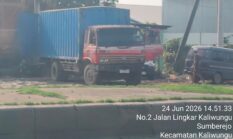 Diduga Jadi Lokasi Transaksi Solar Subsidi Ilegal, Aktivitas Bongkar Muat Truk Tronton di Kaliwungu Disorot