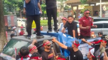 Sejumlah Tokoh Aceh dan Masyarakat Aceh Lakukan Aksi di Kantor ESDM Jakarta,  Dr. Fachrul Razi Ancam Demo Aceh Akan Berlanjut Ke Istana