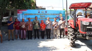 Polres Kudus Serahkan Alsintan untuk Poktan Binaan, Dukung Ketahanan Pangan Nasional