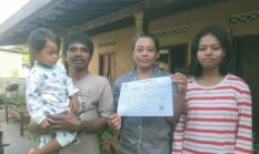Dua Hari Setelah Viral, KK Endang Akhirnya Terbit; Bupati Turun Tangan, Camat Sidak Desa Temboro