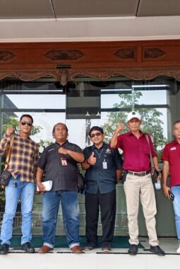 JAMAS Bongkar Dugaan Penyimpangan Proyek DPU Kab Semarang, Lapor Kejati Jateng Bawa Data LHP BPK Rp3,26 Miliar