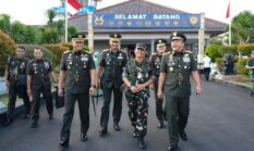 Pangdam IV/Diponegoro Dampingi Kasad Bekali Taruna Akmil, Siapkan Pemimpin TNI AD Menuju Indonesia Emas 2045