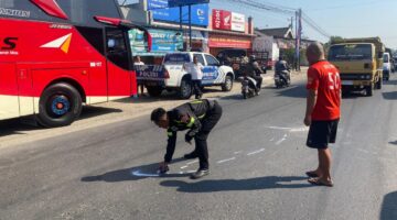 Pengendara Motor Terluka Usai Tabrak Bus di Baturetno, Satlantas Polres Wonogiri Lakukan Penanganan Cepat
