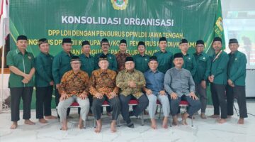 PC dan PAC LDII Kecamatan Ngaliyan Hadiri Konsolidasi Organisasi Bersama Pimpinan DPP LDII dan Ketua Umum DPP LDII Pusat
