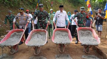 Danrem 072/Pamungkas Hadiri Pembukaan TMMD Reguler Ke-129 di Purworejo