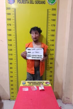 Miliki Sabu dan Coba Kabur, Seorang Pria Dibekuk Satresnarkoba Polresta Deli Serdang dan Polsek Pagar Merbau