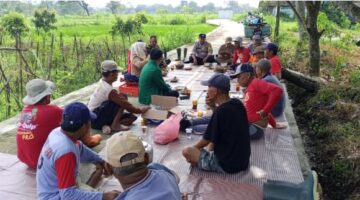 Sedekah Bumi Nepen Pererat Persatuan, Babinsa Teras Hadir Perkuat Kemanunggalan TNI dan Rakyat