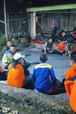 Polisi Kerahkan Tim Gabungan Cari Korban Tenggelam di Bengawan Solo Wilayah Tanon Sragen