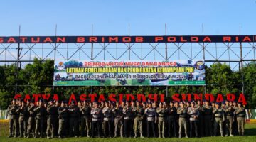 Tingkatkan Profesionalisme dan Kesiapsiagaan, Satbrimob Polda Riau Gelar Upacara Pembukaan Harpuan PHH
