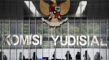 “Oknum Hakim Diduga Ada Sesuatu, Para Korban Melaporkan Oknum Hakim ketua Jak – Sel, Ke MA, KY, DPR Komisi III dan KPK”