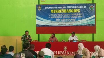 Babinsa Koramil Cepogo Kawal Musrenbangdes Kembang Kuning, Pastikan Aspirasi Warga Jadi Prioritas Pembangunan 2027