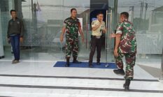Patroli Koramil Ngrampal Pastikan Aktivitas Warga Berjalan Aman dan Kondusif