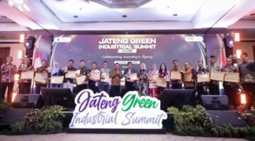 SMKN 5 Semarang Raih Penghargaan Sekolah Teraktif Pendukung Program Rengganis Mengajar pada Jateng Green Industry Summit 2026