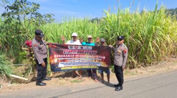 Cegah Karhutla di Musim Kemarau, Polsek Dawe Edukasi Warga Tingkatkan Kewaspadaan