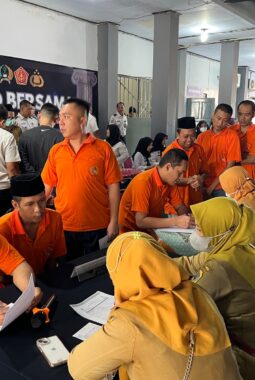 Lapas Pati Gandeng Dinas Kesehatan dan Dokter Polresta Pati Gelar Cek Kesehatan Gratis bagi Petugas dan Warga Binaan