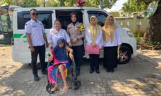 Sinergi Bhabinkamtibmas dan Perangkat Kelurahan Kauman Jepara Evakuasi Lansia Sebatang Kara ke Panti Jompo