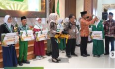 Kemenag Jateng Anugerahkan Medali Emas OSMA 2026, Cetak Generasi Madrasah Berprestasi