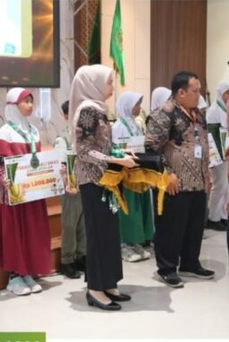Kemenag Jateng Anugerahkan Medali Emas OSMA 2026, Cetak Generasi Madrasah Berprestasi