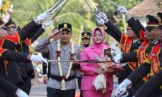 Pucuk pimpinan Polres Semarang berganti, Polres Semarang gelar Farewell Parade.