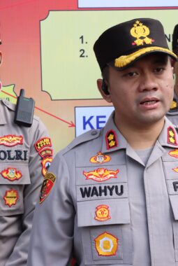 Siaga Karhutla, APAR hingga Water Cannon Disiapkan Hadapi Musim Kemarau, Kapolres Kudus: Jangan Bakar Lahan dengan Alasan Apa Pun