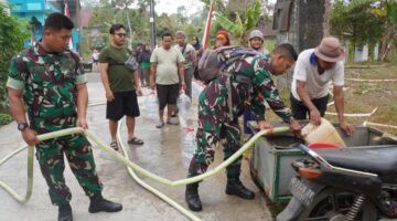 Korem 072/Pamungkas Salurkan 13 Ribu Liter Air Bersih Untuk Warga Lereng Merapi Yang Terdampak Kekeringan