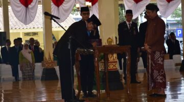 Danrem 072/Pamungkas Hadiri Pelantikan Pejabat Strategis Pemda DIY