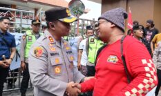 Massa Gelar Aksi Damai di DPRD Kudus, Kapolres Apresiasi Penyampaian Aspirasi yang Tertib