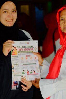 Psikoedukasi KKN UNDIP Dorong Keluarga Harmonis Tanpa Kekerasan 