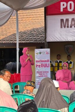 Semarak HUT RI ke-81, Polres Jepara & Bhayangkari Gelar Sunatan Massal untuk 25 Anak di Kalinyamatan