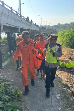 Kapolres Sragen Pimpin Langsung Pencarian Anak Tenggelam di Waduk Kedungombo