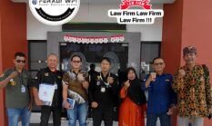 SUKINDAR WAKETUM DPP FERADI WPI DAN SUBUR JAYA LAWFIRM DAMPINGI SIDANG PERTAMA SENGKETA WARIS IBU MANISAH DI PN KENDAL