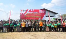 Pangdam IV/Diponegoro Pimpin Karya Bakti di Kali Banger, Turun Langsung Bersama Warga Bersihkan Lingkungan