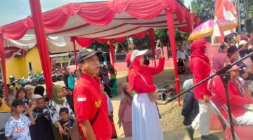 Karnaval HUT RI ke-81 Desa Jipang Karanglewas Banyumas Berlangsung Meriah, Nama Kusnan-Sumiarti Menggema