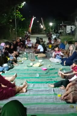 Tutup Rangkaian Agustusan, RT 10 Dusun Surabayan