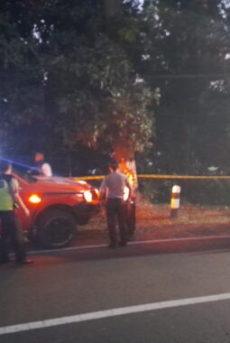 Berniat cari kayu bakar, seorang kakek di Bandungan temukan bayi perempuan.