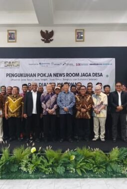 Pengukuhan Pokja Newsroom Jaga Desa : SMSI Tunjukkan Dunia Jakarta Tetap Kondusif