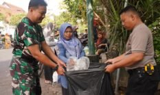Karya Bakti Korem 072/Pamungkas, Wujud Kepedulian TNI Jaga Kebersihan Pasar Beringharjo